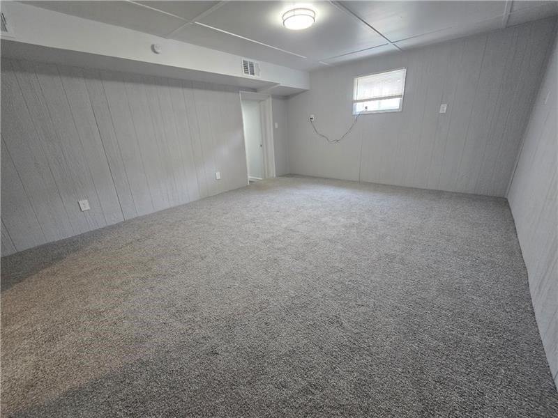 1229 Forest Ave, New Kensington, PA 15068