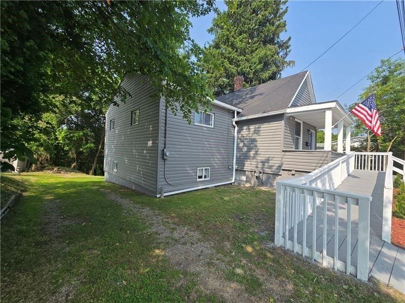 1229 Forest Ave, New Kensington, PA 15068