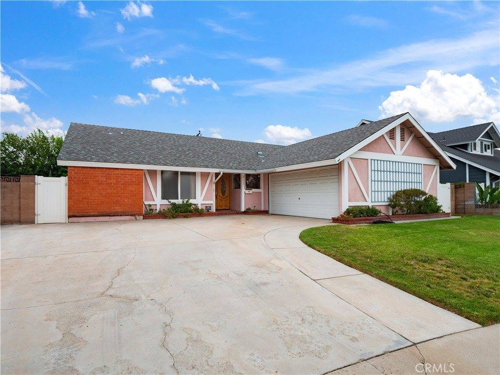 27927 Honeycomb Drive, Saugus, CA 91350