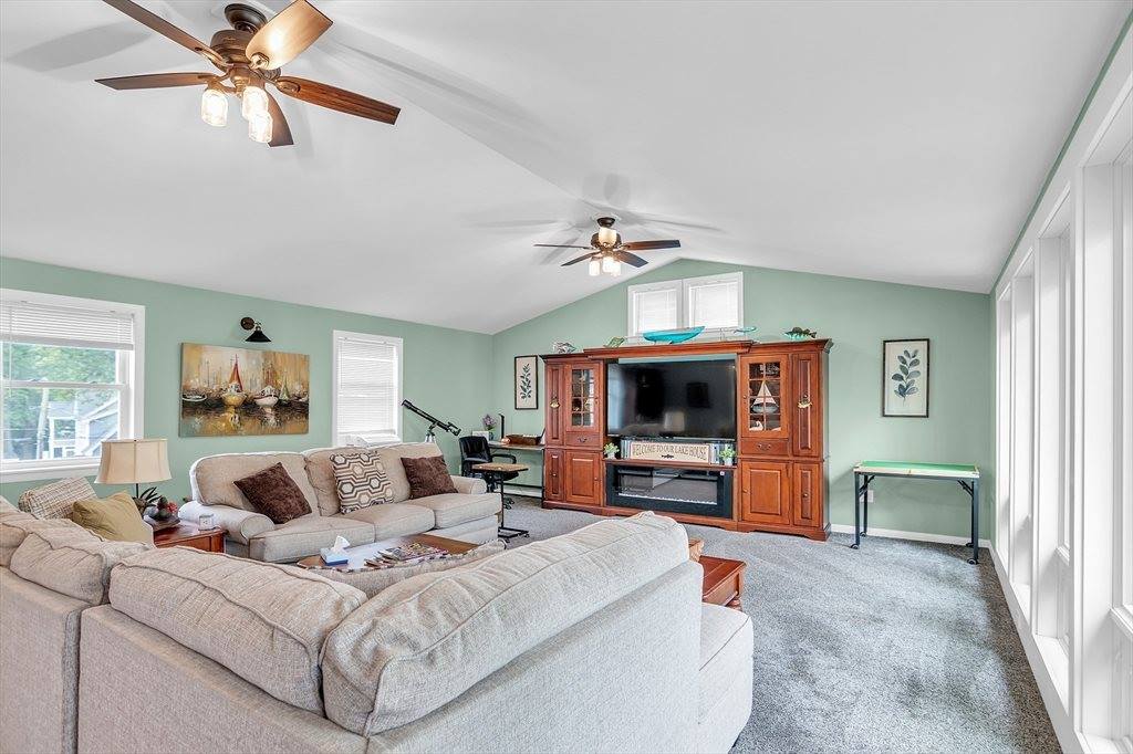 105 Lakeview, Southwick, MA 01077