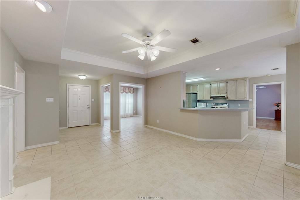 5901 Sheffield Terrace Lane, Bryan, TX 77802