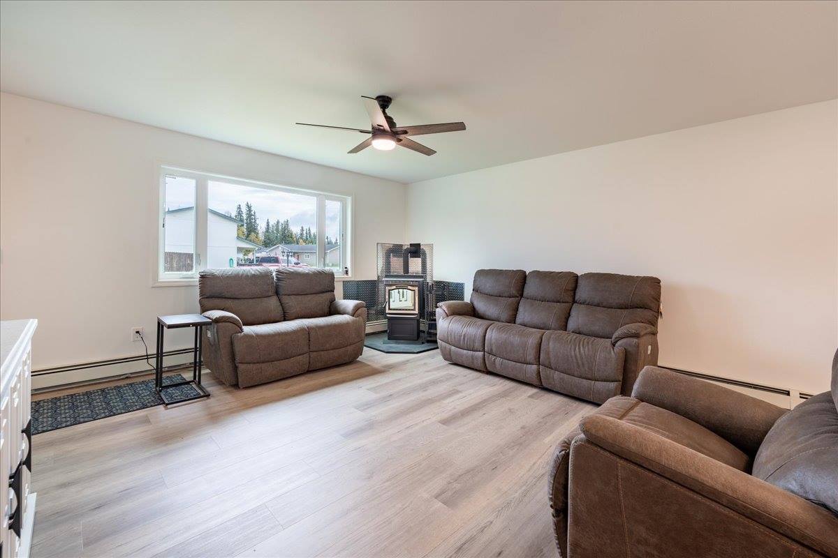 645 audrey drive, Fairbanks, AK 99709