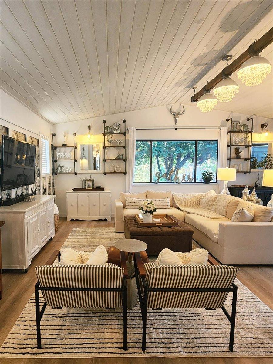 11664 Linnet Ct, Penn Valley, CA 95946