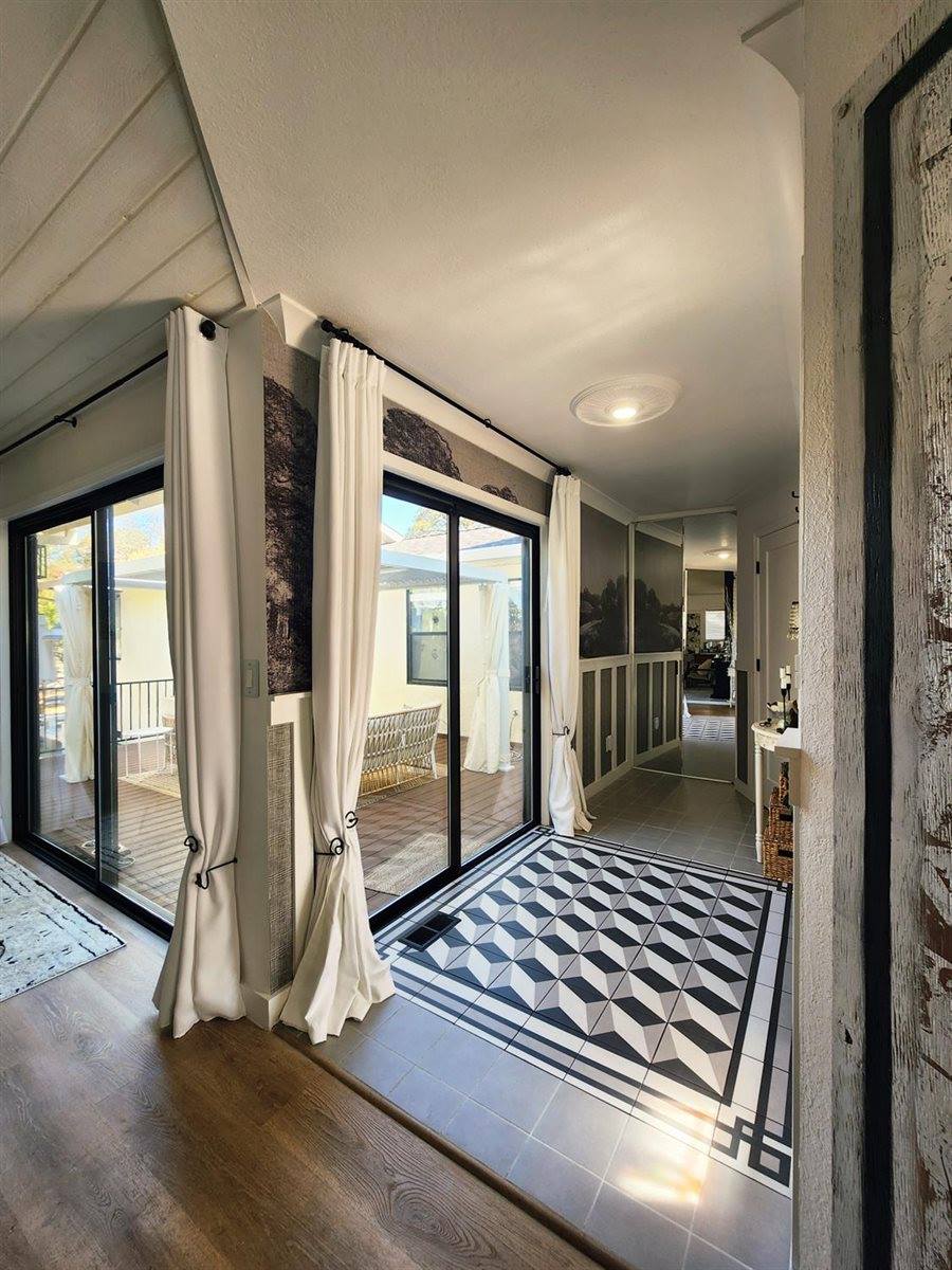 11664 Linnet Ct, Penn Valley, CA 95946