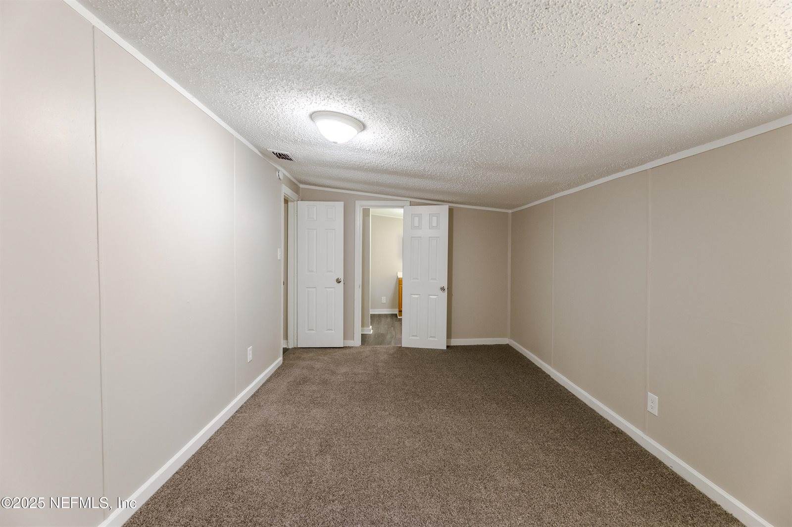 1037 Woodstock Avenue, Jacksonville, FL 32254