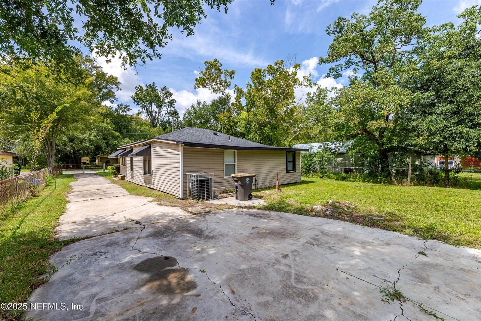 1037 Woodstock Avenue, Jacksonville, FL 32254