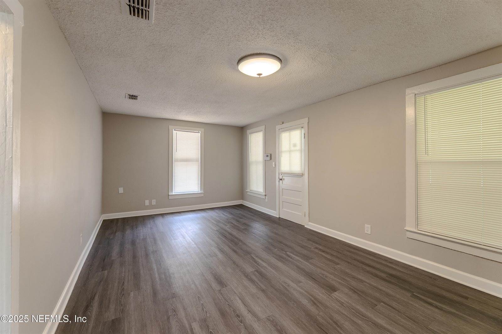 1037 Woodstock Avenue, Jacksonville, FL 32254