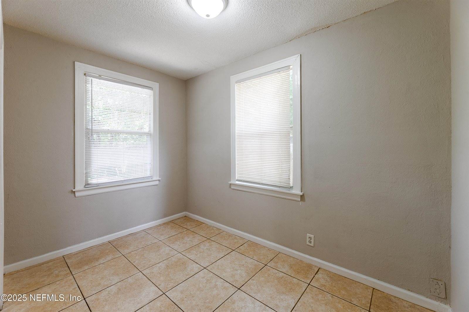 681 Chestnut Drive, Jacksonville, FL 32208