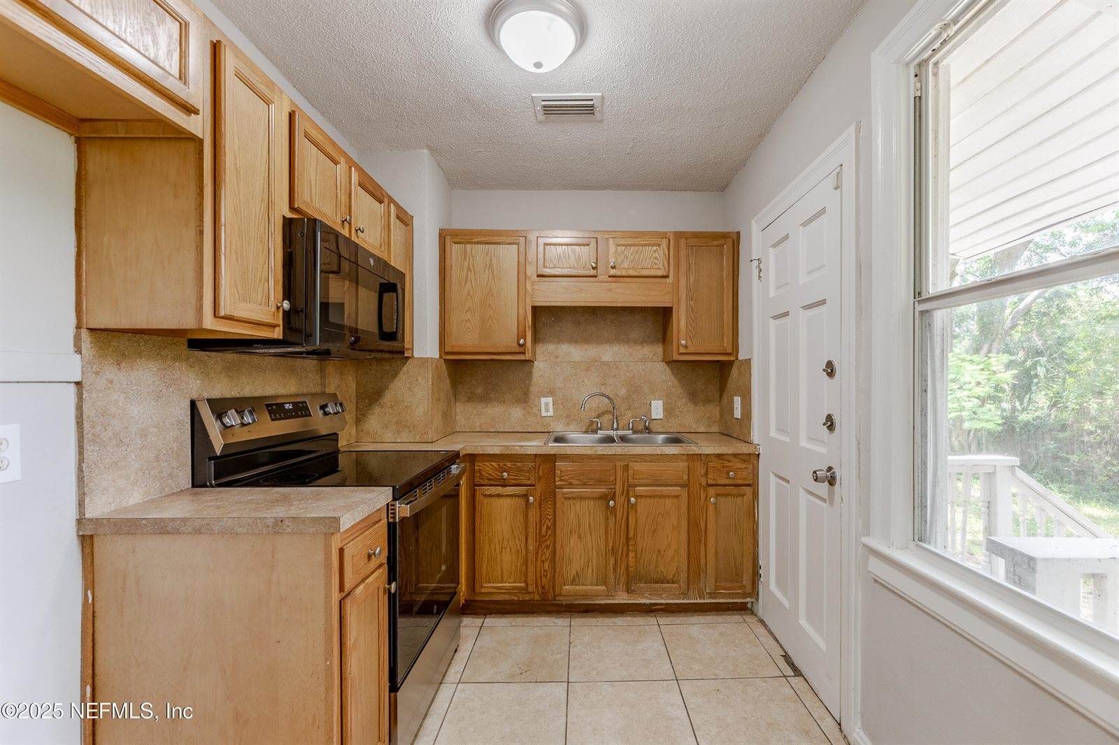 681 Chestnut Drive, Jacksonville, FL 32208