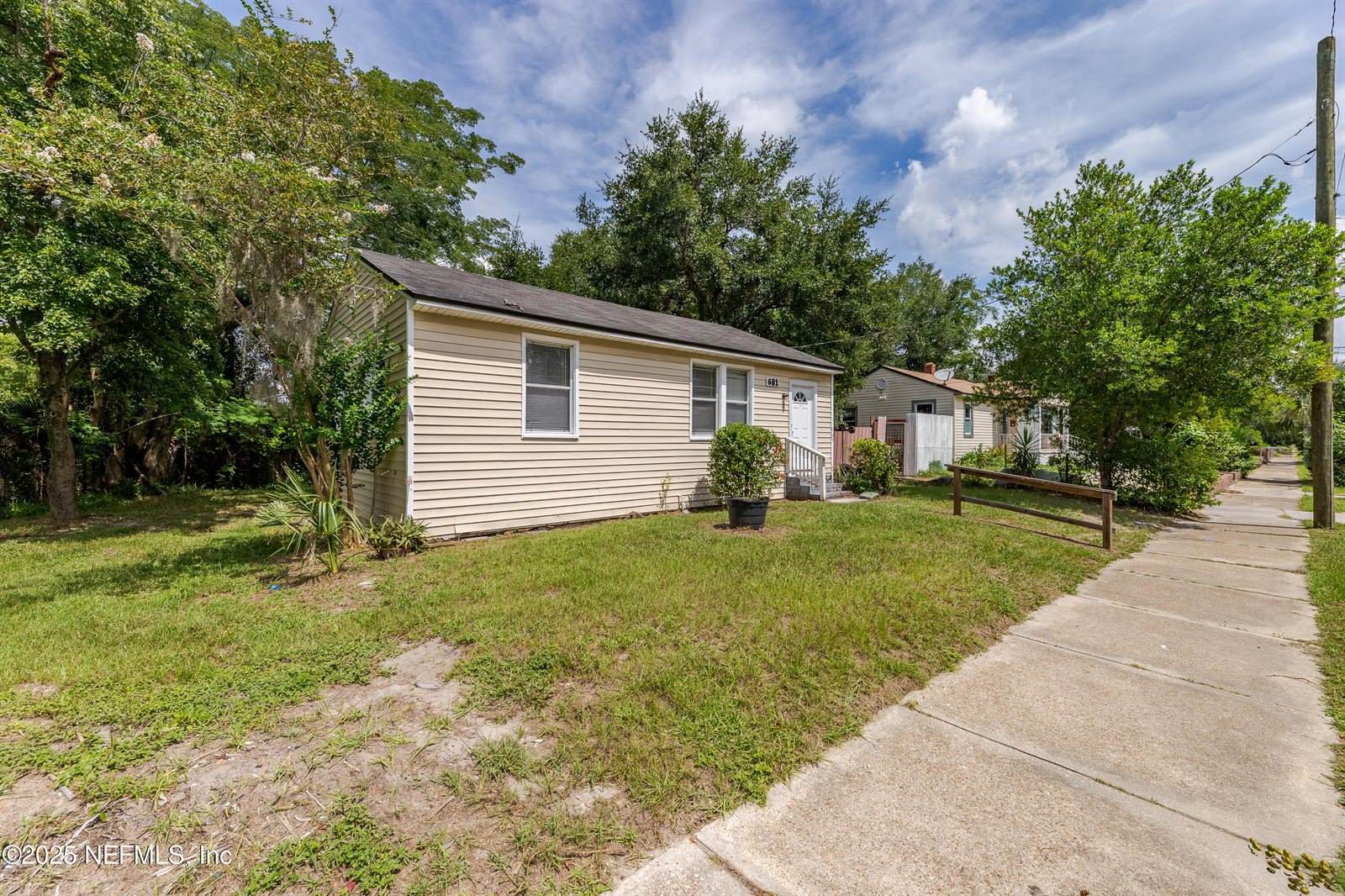681 Chestnut Drive, Jacksonville, FL 32208