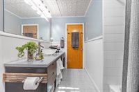 102 Forest Avenue, Orono, ME 04473