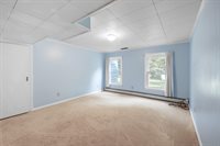 102 Forest Avenue, Orono, ME 04473