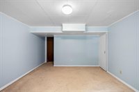 102 Forest Avenue, Orono, ME 04473