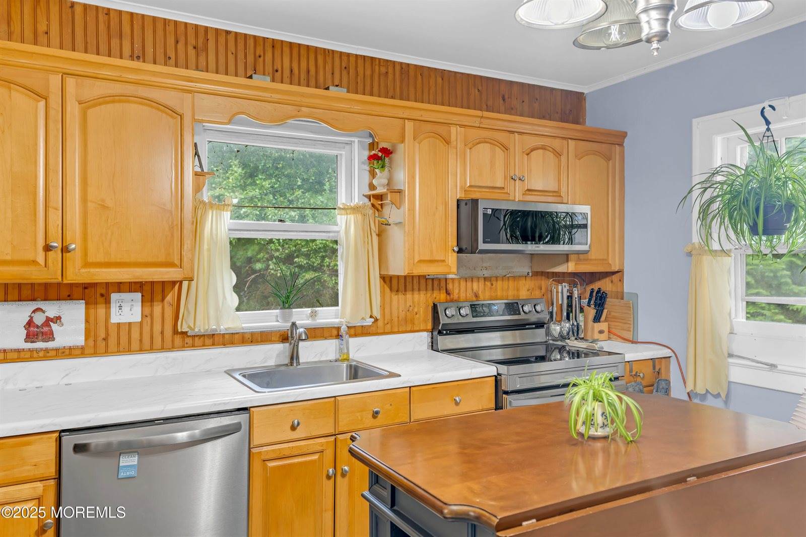 22 Sturm Lane, Jackson, NJ 08527