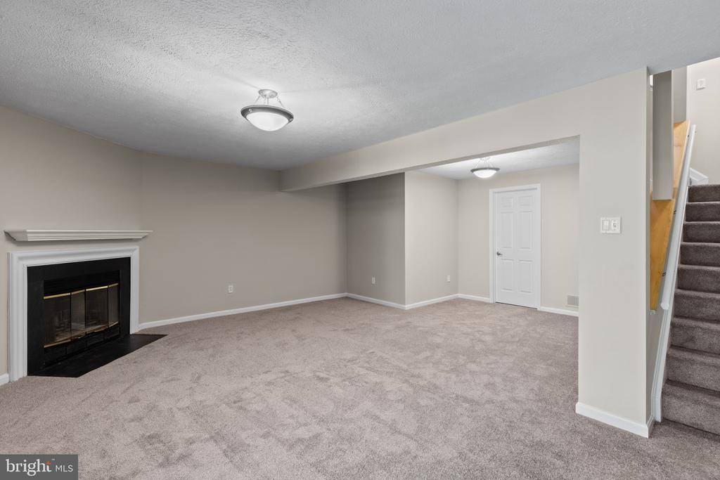 8764 Manahan Drive, Ellicott City, MD 21043