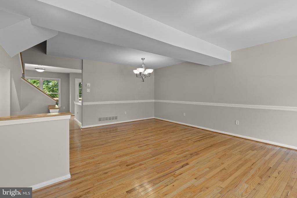 8764 Manahan Drive, Ellicott City, MD 21043