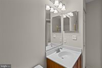 8764 Manahan Drive, Ellicott City, MD 21043