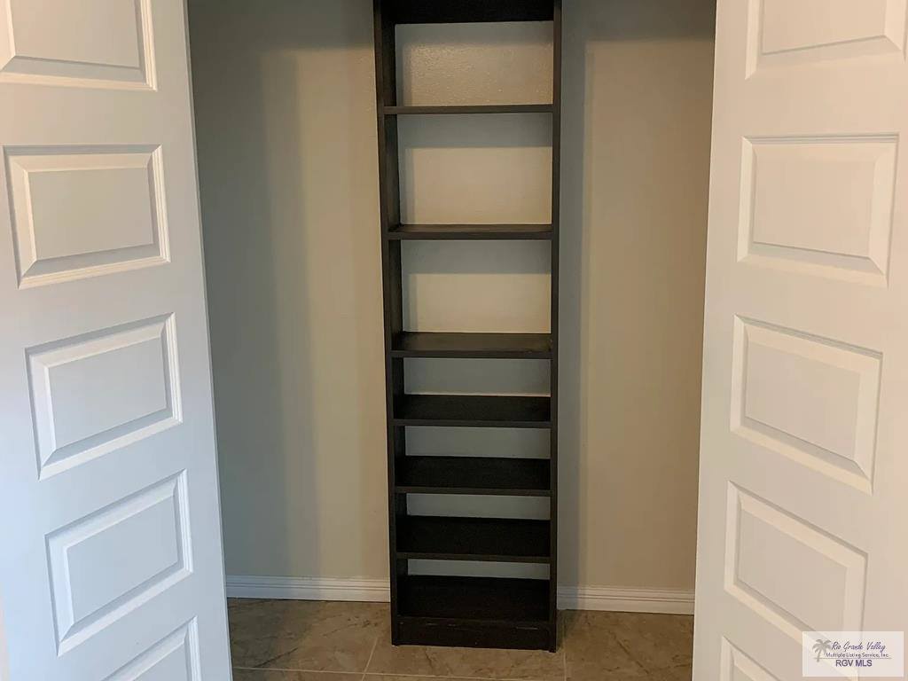 6751 Laguna Madre Dr, Brownsville, TX 78520