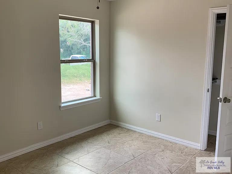 6751 Laguna Madre Dr, Brownsville, TX 78520