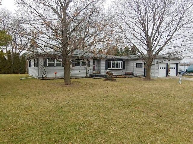 3320 Polk St, Kansaville, WI 53139