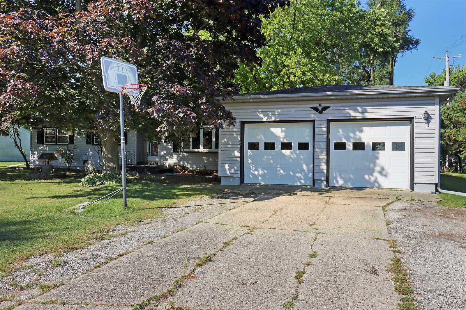 3320 Polk St, Kansaville, WI 53139