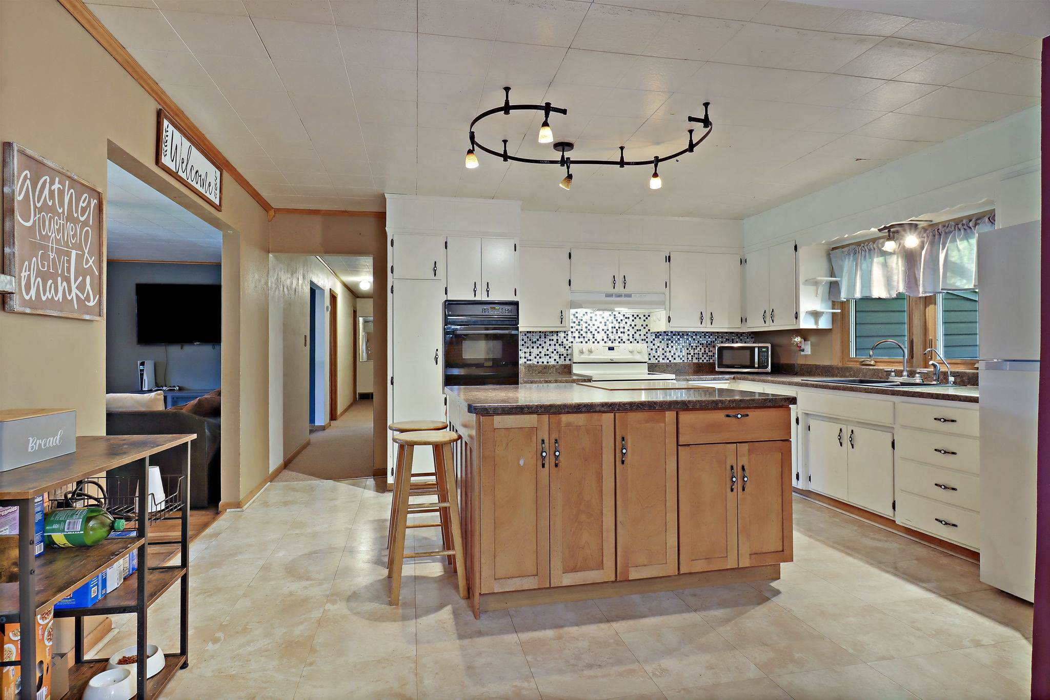 3320 Polk St, Kansaville, WI 53139