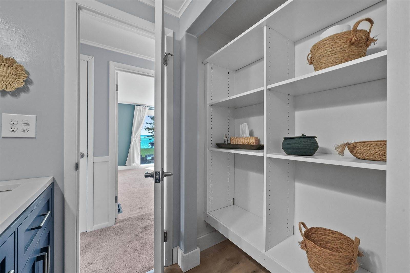 8589 East Houghton Lake Drive, Houghton Lake, MI 48629