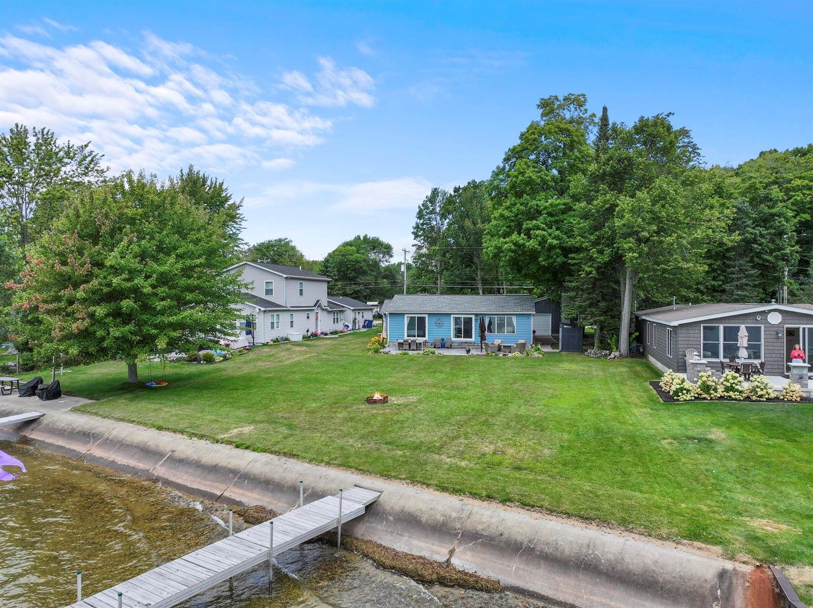 8589 East Houghton Lake Drive, Houghton Lake, MI 48629