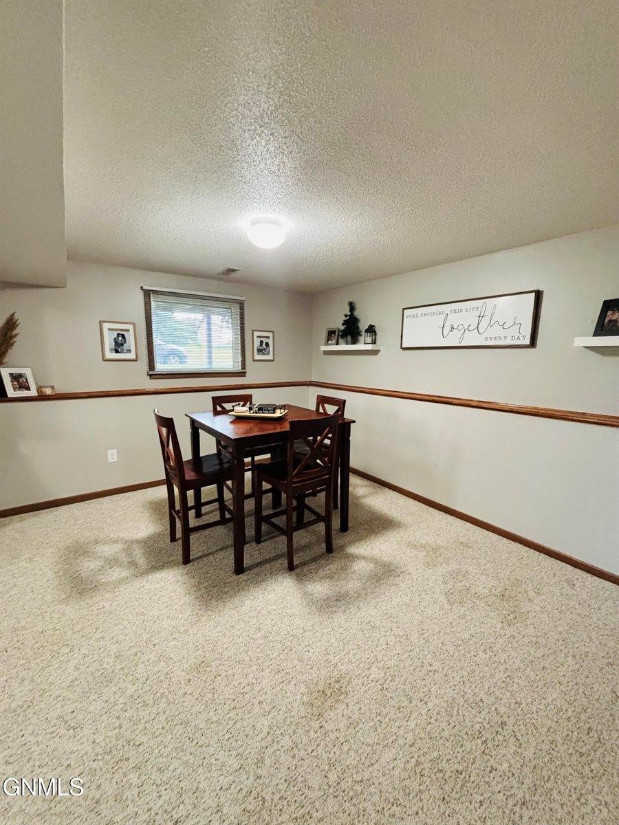 306 7th Street South, New Salem, ND 58563