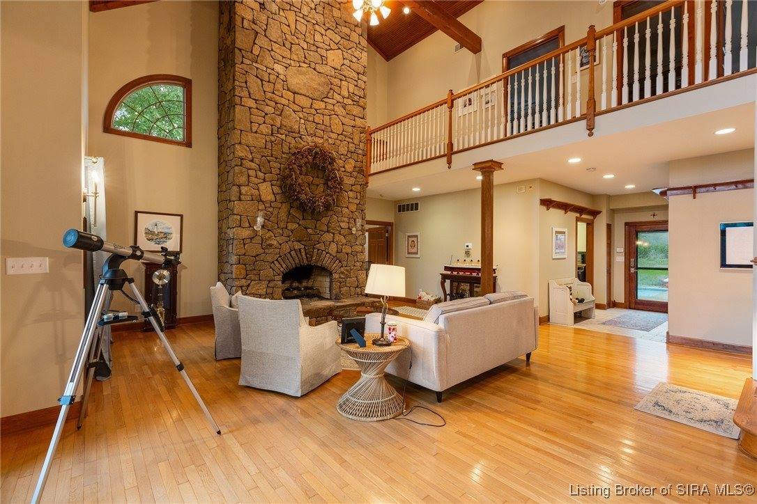 16708 Clapp Road, Otisco, IN 47163