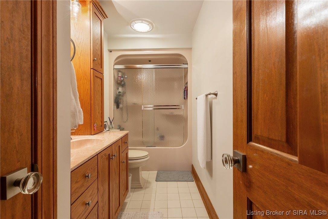 16708 Clapp Road, Otisco, IN 47163