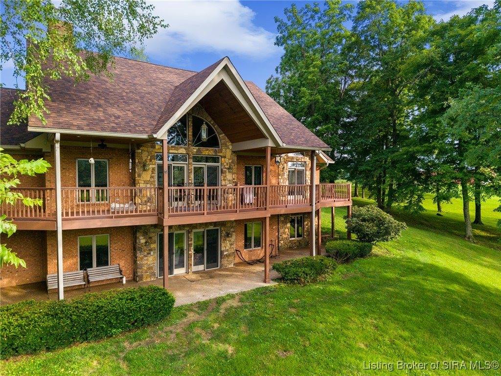 16708 Clapp Road, Otisco, IN 47163