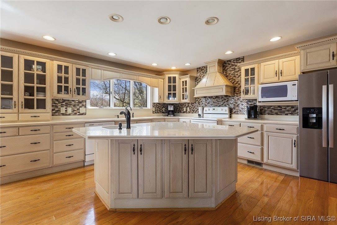 8006 Shenandoah Lane, Lanesville, IN 47136