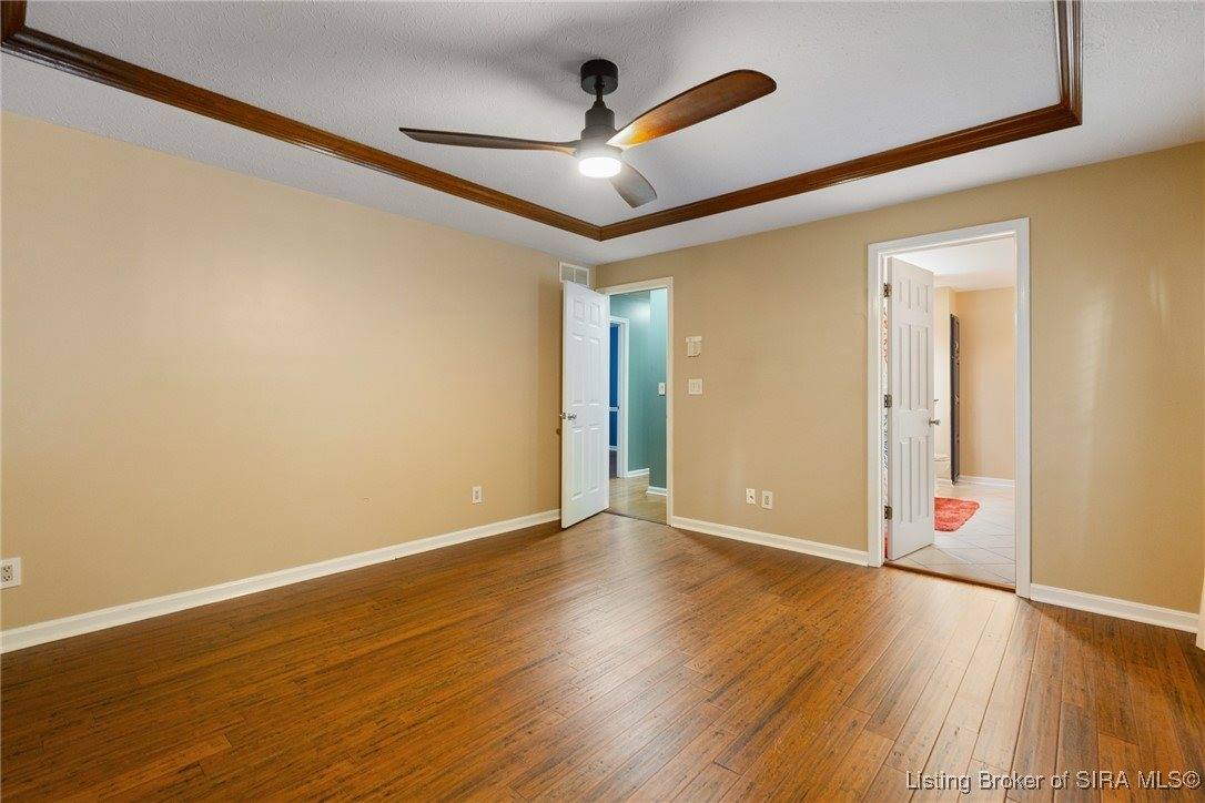 4605 Shadyview Drive, Floyds Knobs, IN 47119