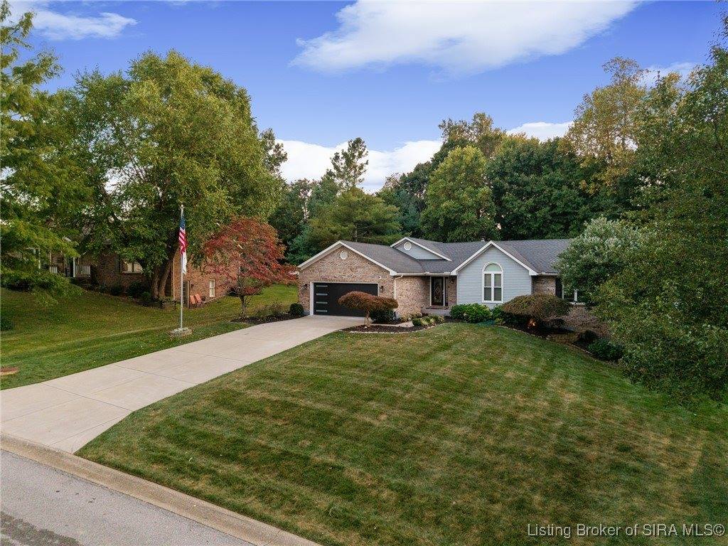 4605 Shadyview Drive, Floyds Knobs, IN 47119
