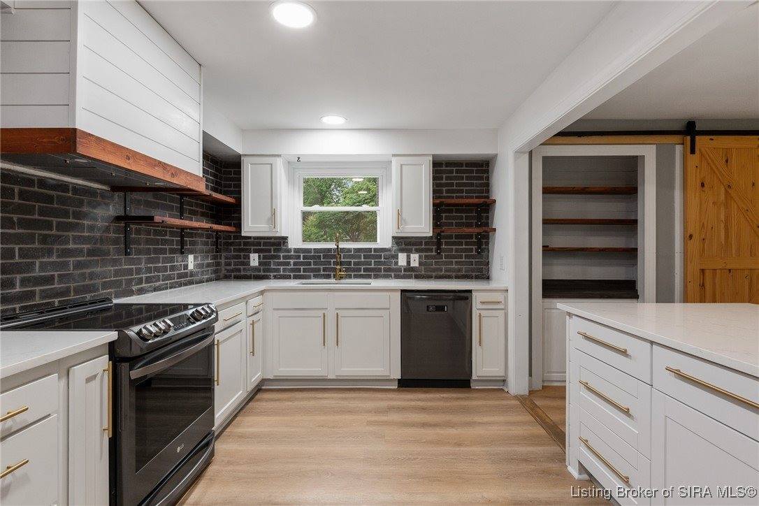 8509 Dillon Road, Charlestown, IN 47111