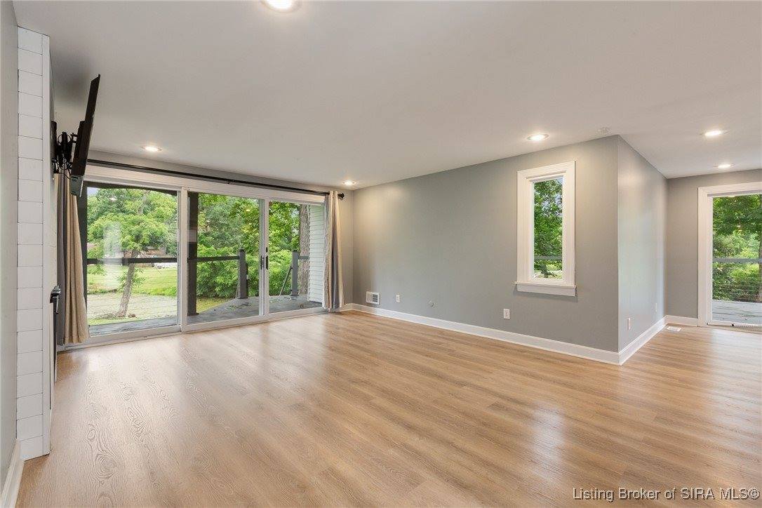 8509 Dillon Road, Charlestown, IN 47111