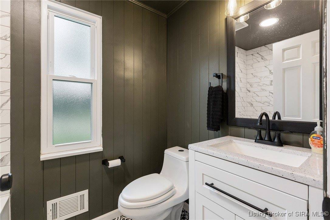 8509 Dillon Road, Charlestown, IN 47111