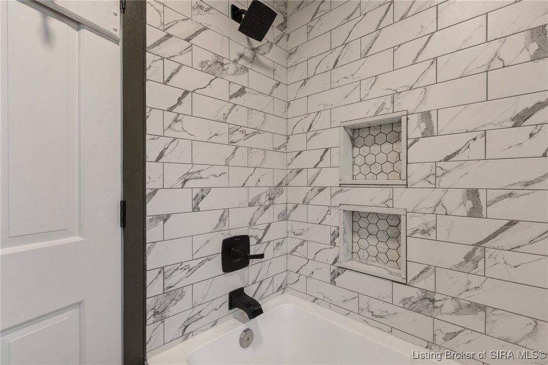 8509 Dillon Road, Charlestown, IN 47111