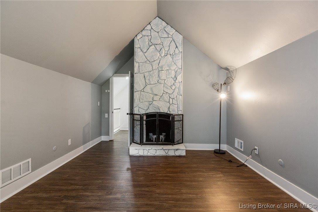 8509 Dillon Road, Charlestown, IN 47111