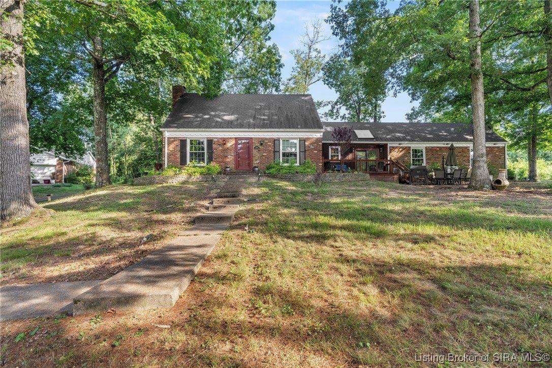 8410 Woodland Road, Charlestown, IN 47111