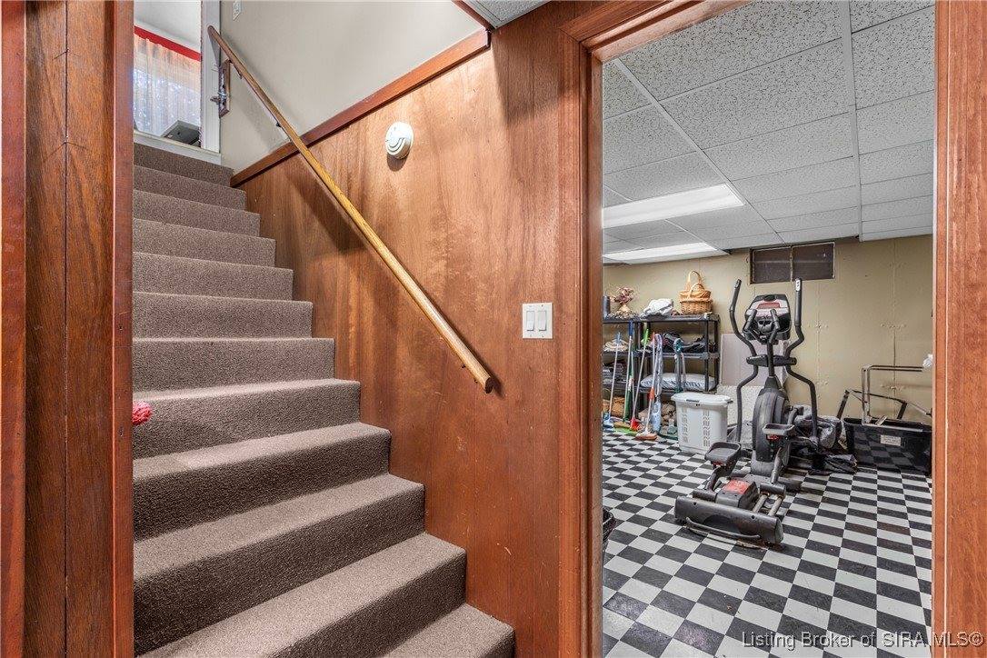 8410 Woodland Road, Charlestown, IN 47111