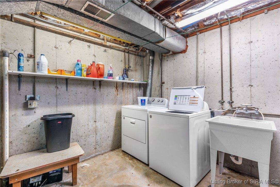 8410 Woodland Road, Charlestown, IN 47111