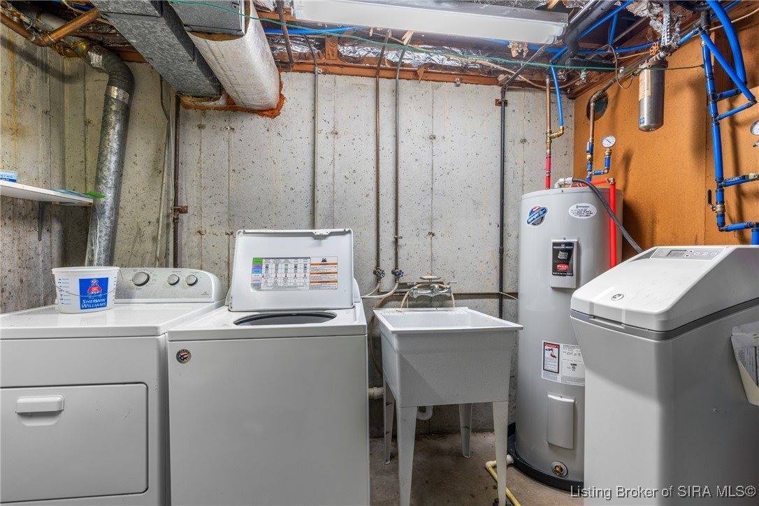 8410 Woodland Road, Charlestown, IN 47111