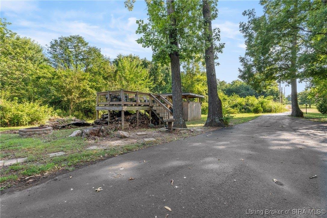 8410 Woodland Road, Charlestown, IN 47111