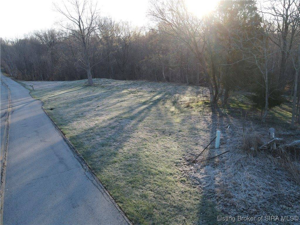 22106 Daisy Hill Road, Borden, IN 47106