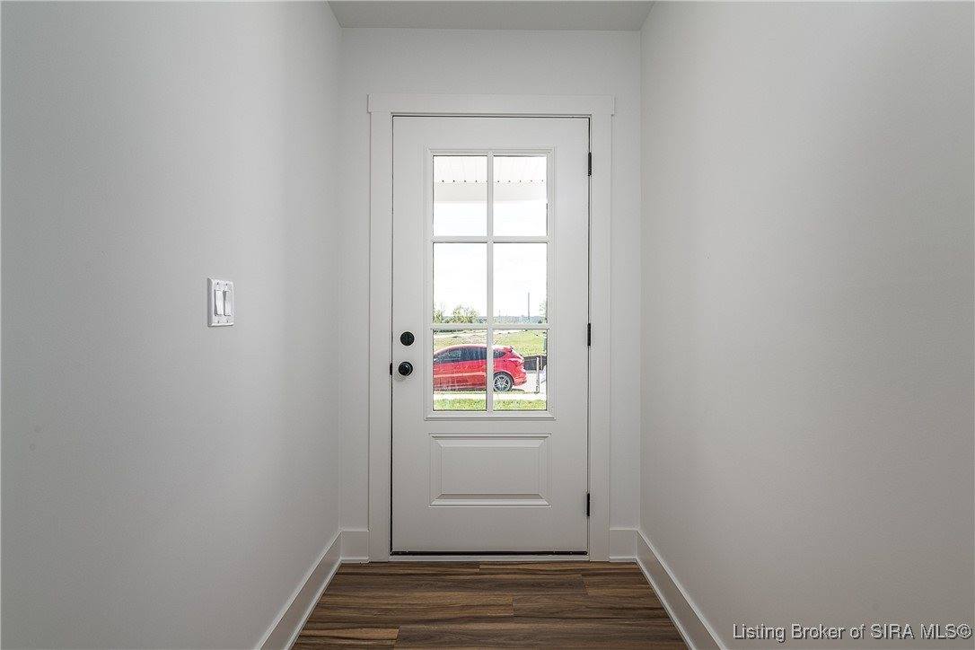 803 Wolf Run Park Boulevard, Jeffersonville, IN 47130