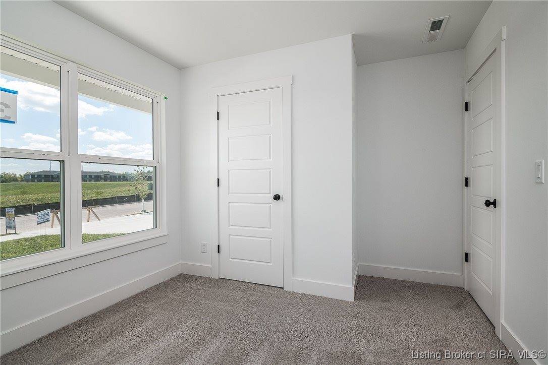 803 Wolf Run Park Boulevard, Jeffersonville, IN 47130