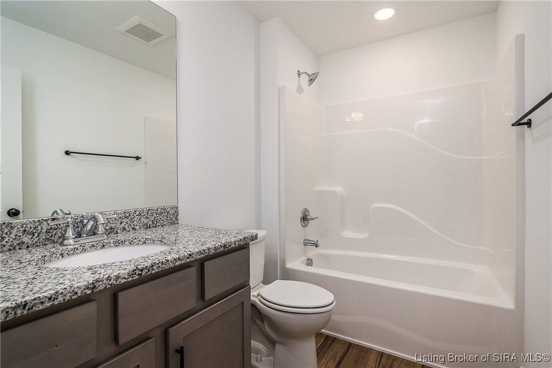 803 Wolf Run Park Boulevard, Jeffersonville, IN 47130