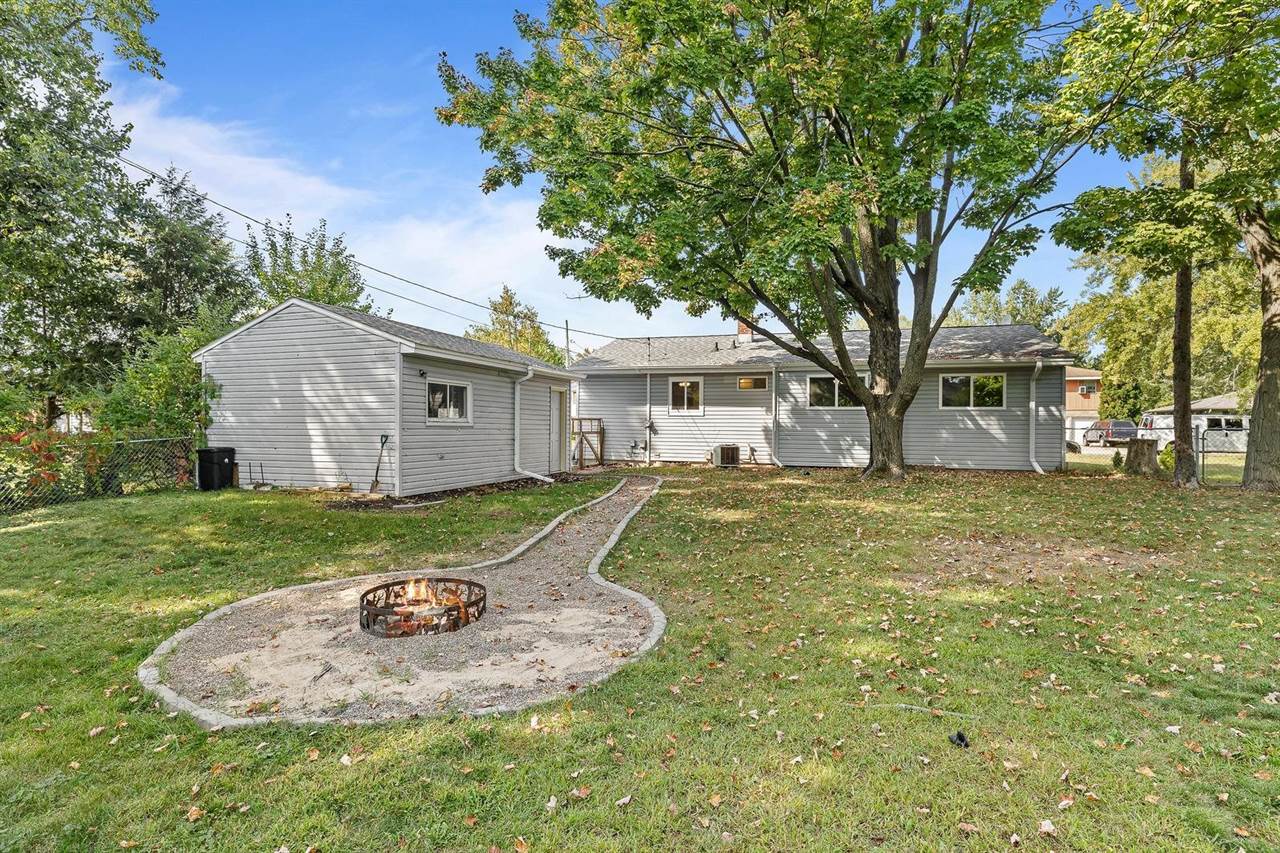 2115 Vermont Avenue, Stevens Point, WI 54481